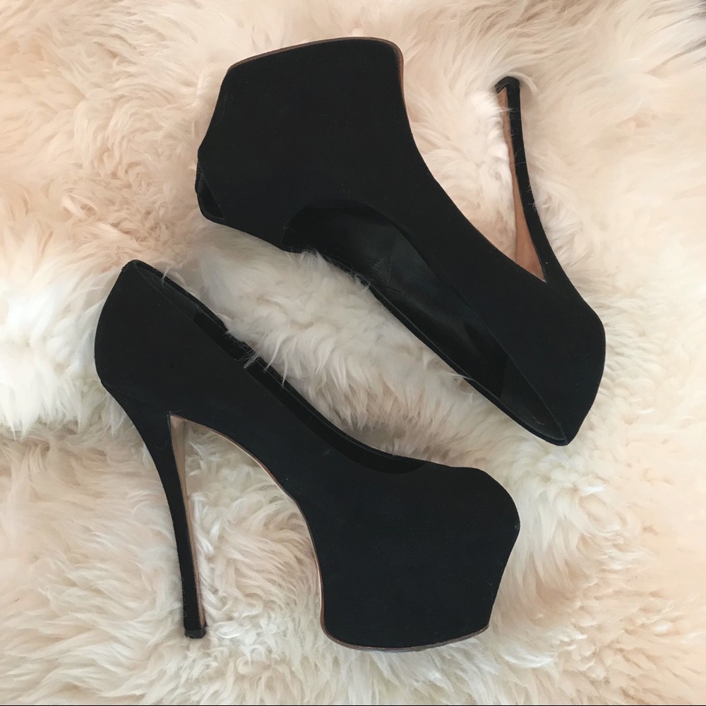 Giuseppe Zanotti Suede Peeptoe Pumps